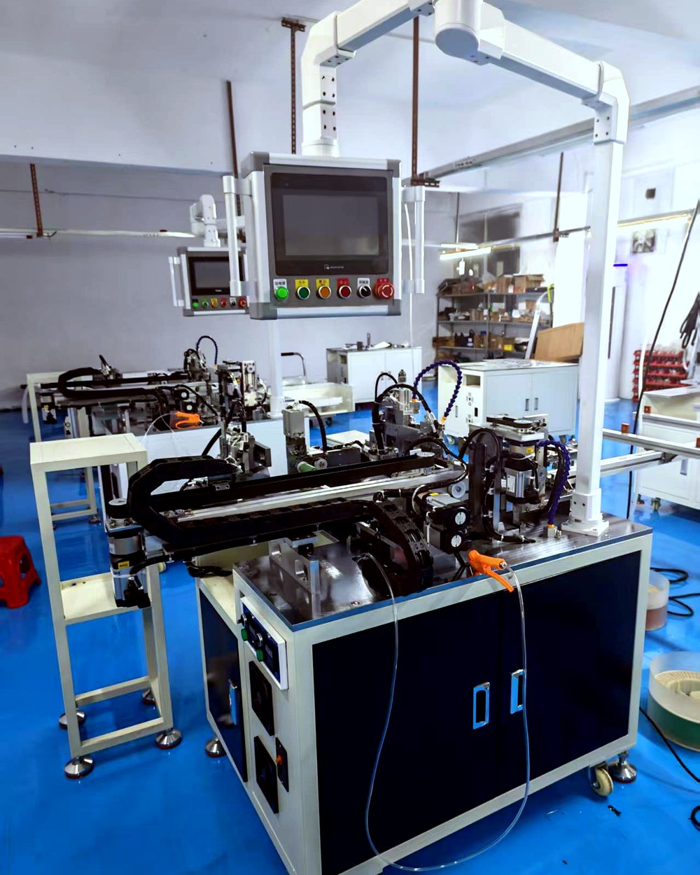 人机界面工位